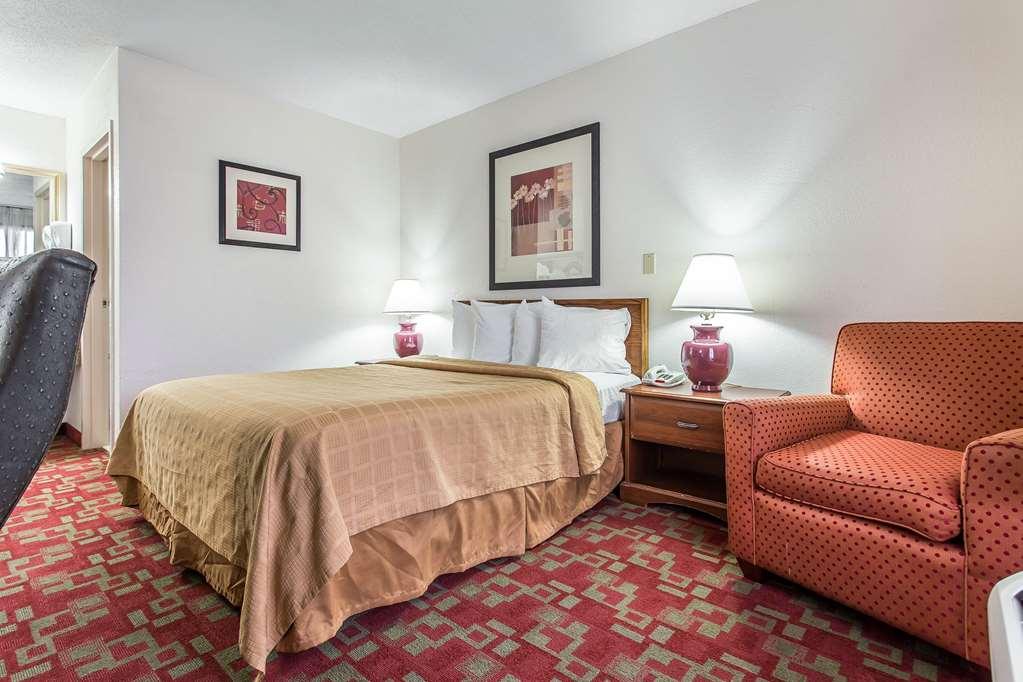 Quality Inn Greenville Near University Habitación foto